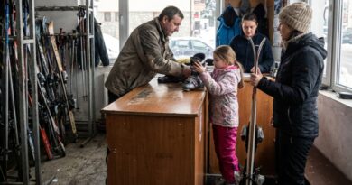 Vacanța de schi la Sinaia: Locație de poveste, dar inaccesibilă pentru oricine. Realitatea prețurilor pe bugetul familiei